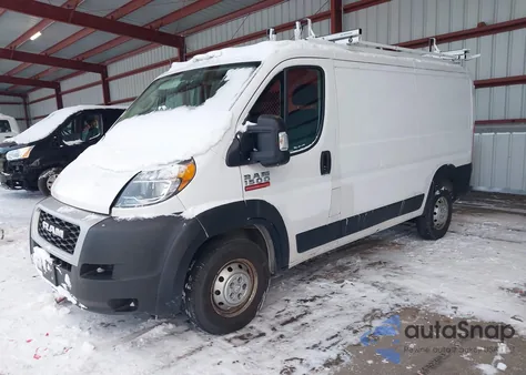 2020 Ram Promaster 1500 Low Roof 136 Wb из США, поврежденный, VIN 3C6TRVAG6LE130105